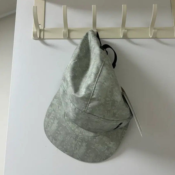 [BUNJANG] Salomon Running Cap Camo Pattern / [판매] 새상품 살로몬 러닝모자 러닝캡