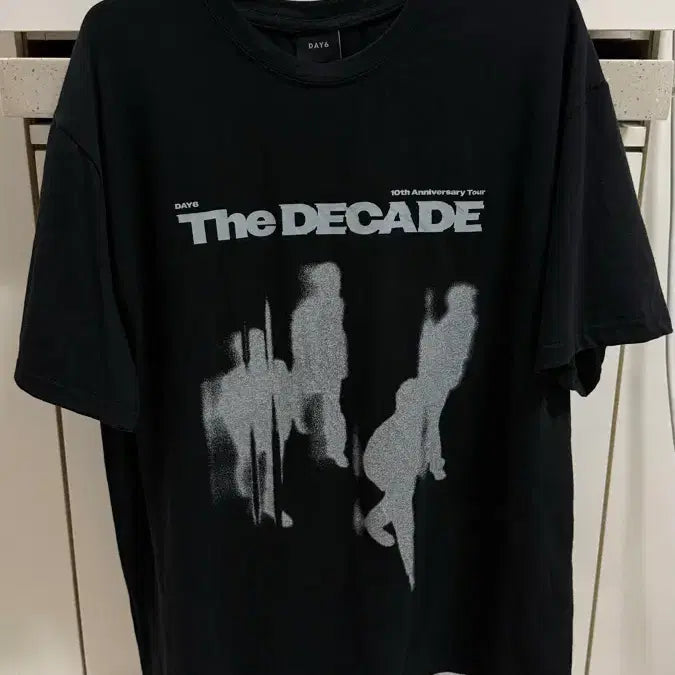[BUNJANG] DAY6 10th Anniversary 'D-DAY' T-Shirt / (원가이하) 데이식스 데케이드 고양 10주년 티셔츠