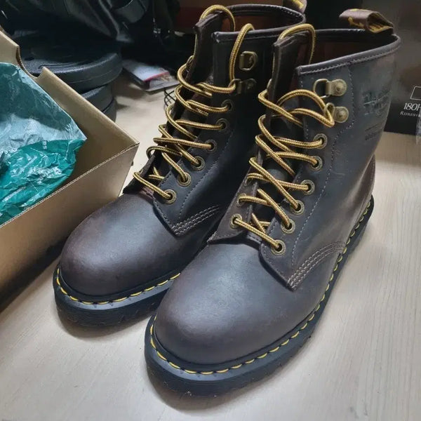 [BUNJANG] Dr. Martens x Thisisneverthat Leather Boots / (270)닥터마틴x디스이즈 네버댓