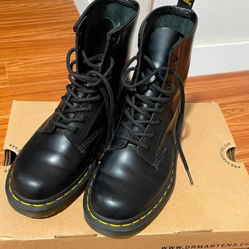[BUNJANG] Dr. Martens 1460 Smooth Leather Boots / 닥터마틴 1460 스무스