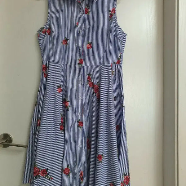 [BUNJANG] MissValley Blue Stripe Rose Pattern Sleeveless A-Line Dress / missValley 원피스