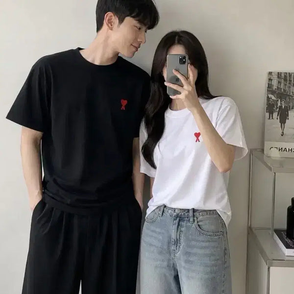 [BUNJANG] Ami Heart Logo Short Sleeve T-Shirt (White, Black) / 아미 하트 로고 반팔티 (화이트 L,XL / 블랙 L, M, S)
