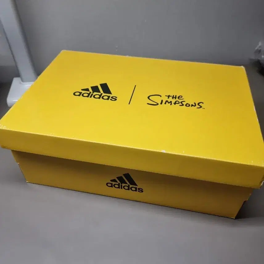 [BUNJANG] Adidas x The Simpsons Collaboration Grand Court Sneakers / 아디다스 X 더 심슨 콜라보 그랜드코트
