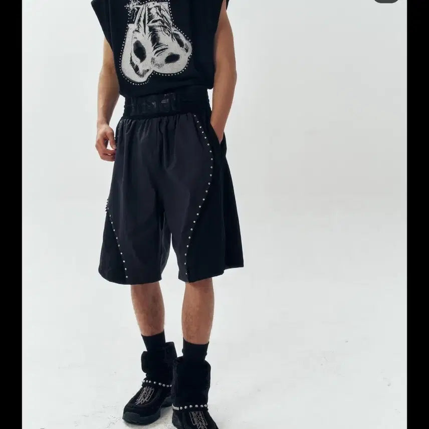 [BUNJANG] Wescen Boxing Stud Bermuda Shorts (Black) (Sealed) / 웨스켄 복싱스터드  버뮤다 팬츠 (블랙)(미개봉 새상품)
