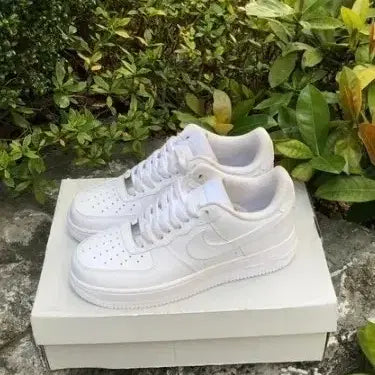 [BUNJANG] Nike Air Force 1 '07 CW2288-111 / 정품 한국 현지 발송 나이키 에어 포스 1 '07  CW2288-111
