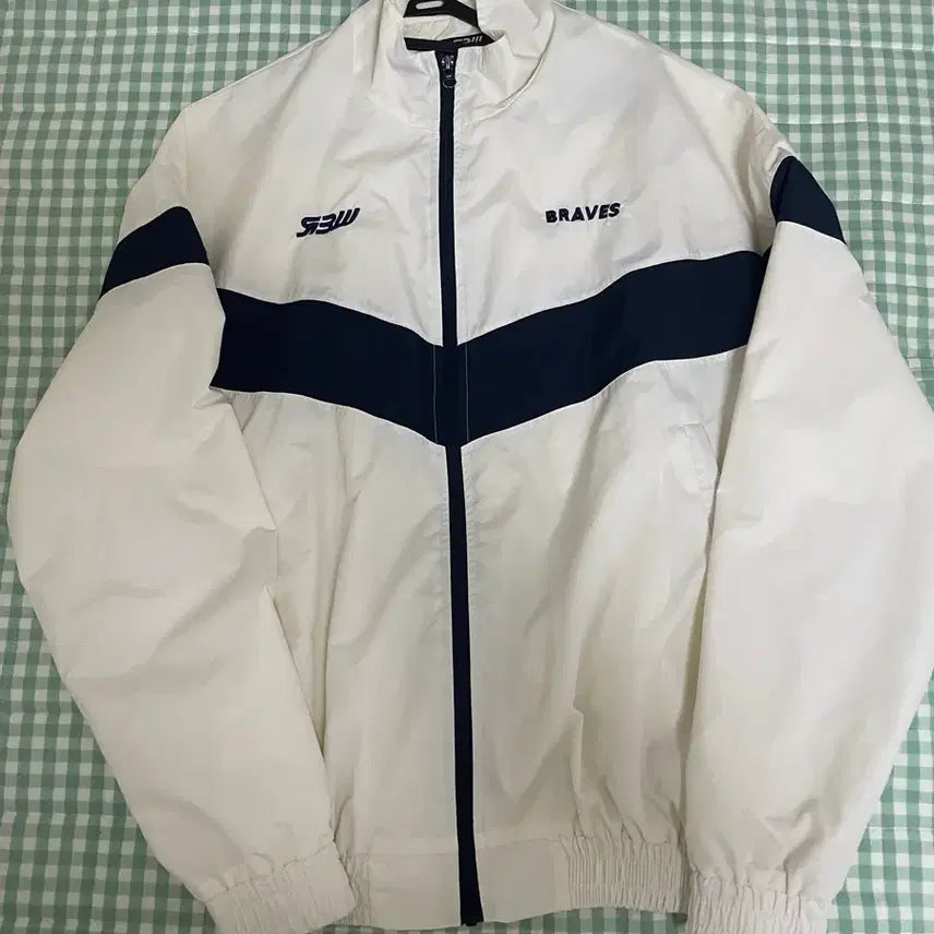 [BUNJANG] RBW Windbreaker L Size / rbw 바람막이 L사이즈
