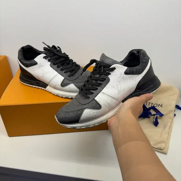 [BUNJANG] Louis Vuitton Monogram Runway Sneakers / 루이비통 모노그램 런어웨이 스니커즈 5.5사이즈