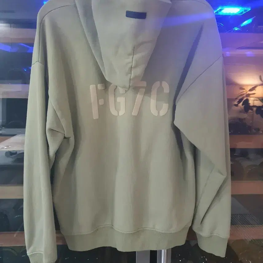 [BUNJANG] Fear of God Essentials Semi-Oversized Hoodie (M) / 피어오브갓  세미오버핏 후드티 M