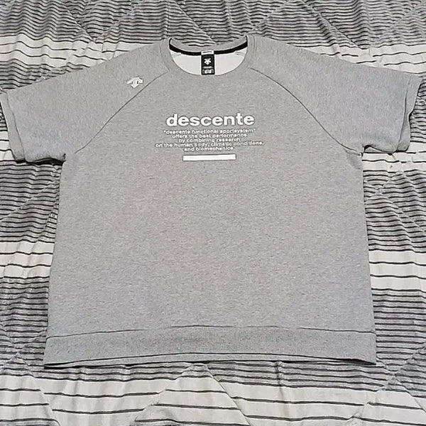 [BUNJANG] Descente Oversized Fleece Short-Sleeve Sweatshirt / 데상트 오버핏 기모반팔맨투맨 105 가슴60 기장72