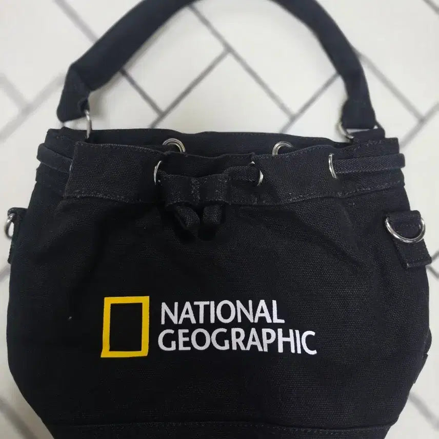 [BUNJANG] National Geographic Bucket Bag / 내셔널지오그래픽 버킷백(택포)