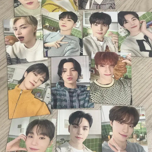 [BUNJANG] SEVENTEEN 2023 HOME Pullover Photocard Bundle Set / 23 SEVENTEEN's HOME 풀오버 포카