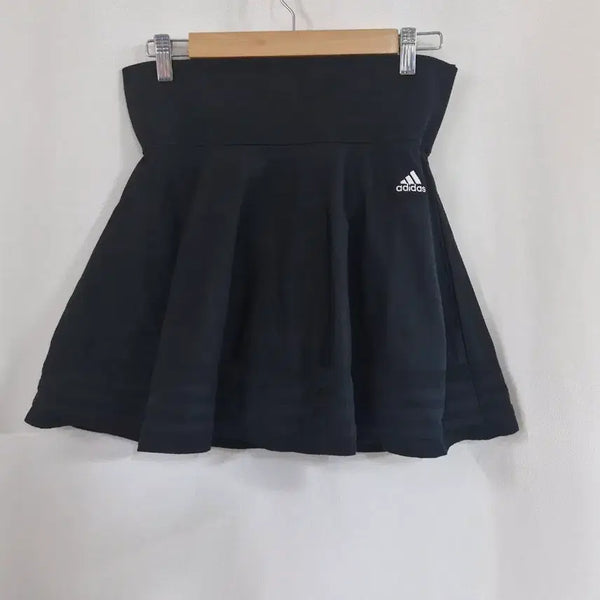 [BUNJANG] Adidas Black Flare Skirt / 아디다스 블랙 플레어 스커트