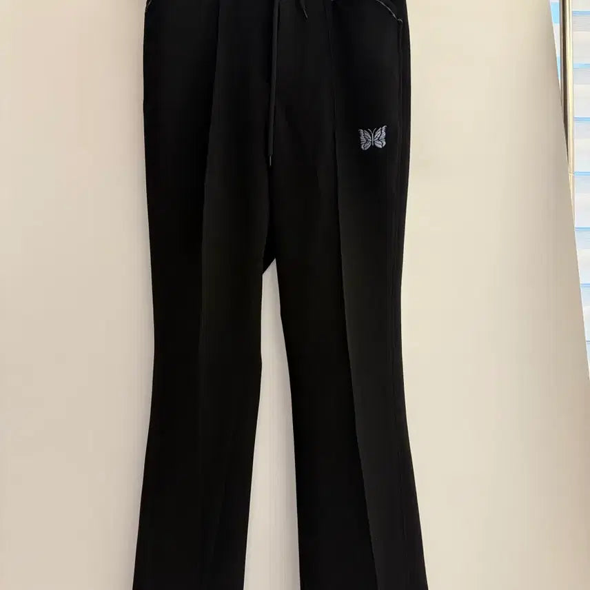 [BUNJANG] Needles Piping Cowboy Boot-cut Pants / 니들스 트랙 팬츠 Needles Piping Cowboy Pant - b