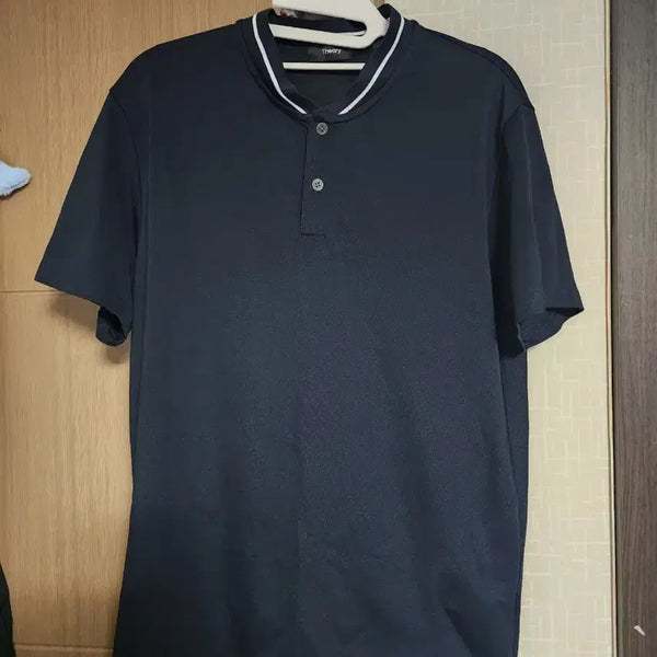 [BUNJANG] Theory Henley Short Sleeve T-Shirt Navy / Theory 헨리넥 반팔 티셔츠 네이비