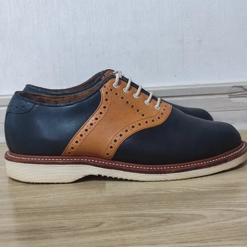 [BUNJANG] Dr. Martens Wingtip Oxford Shoes Size 250 / 닥터마틴 윙팁 옥스퍼드슈즈250