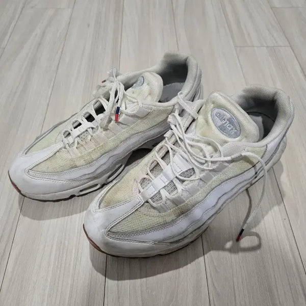 [BUNJANG] Nike Air Max 95 White Sneakers US 9 / 나이키 에어맥스95 화이트 운동화 270