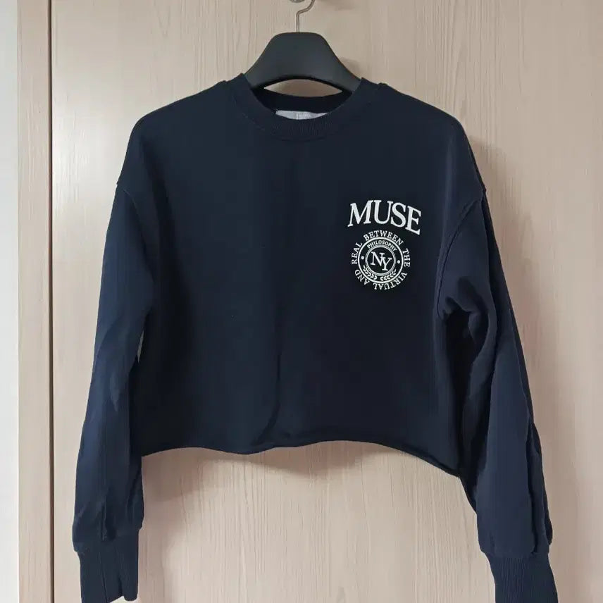[BUNJANG] 8seconds Cropped Sweatshirt Navy / 8세컨즈 S 55 곤색 크롭 맨투맨 새거