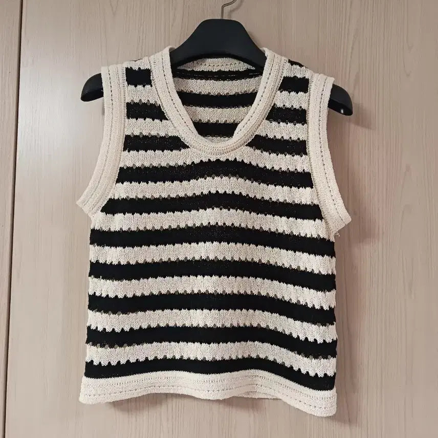 [BUNJANG] Knit Vest / 니트조끼 55 새거