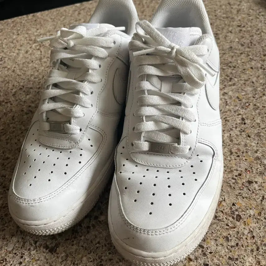 [BUNJANG] Nike Air Force 1 All White Sneakers 265 / 나이키 에어포스1 올백 운동화 265