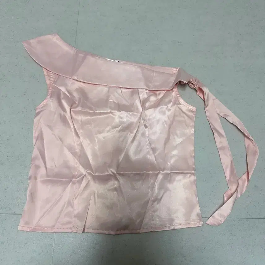 [BUNJANG] Pink Satin Blouse / 핑크새틴 블라우스
