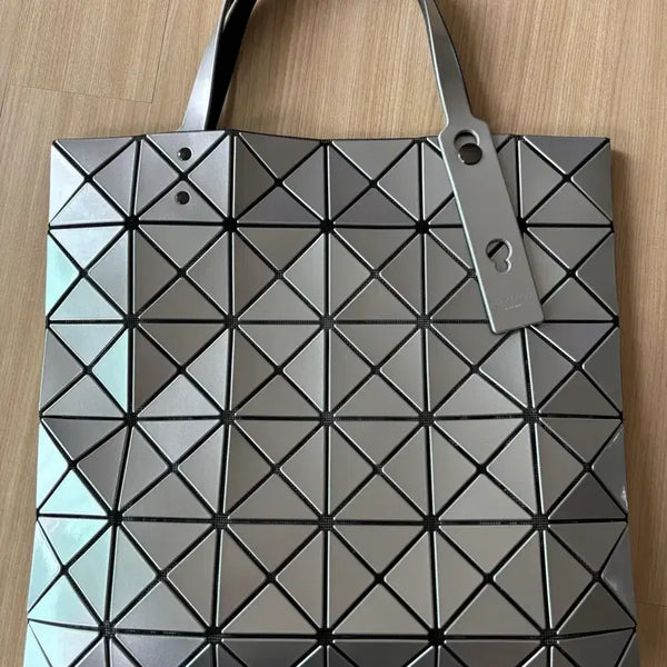 [BUNJANG] Baobao Prism Tote Bag Silver / 바오바오st 프리즘 토트백 실버