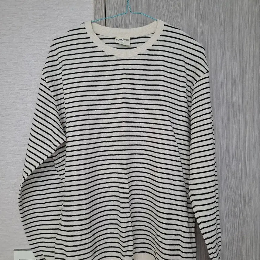 [BUNJANG] Blankroom Striped Long Sleeve T-Shirt / 블랭크룸 스트라이프 긴팔티셔츠