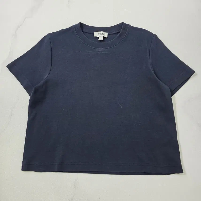 [BUNJANG] COS Navy Crewneck Boxy Fit Crop Short Sleeve T-Shirt FREE / 코스(COS) 네이비 크루넥 박시핏 크롭 반팔티 FREE