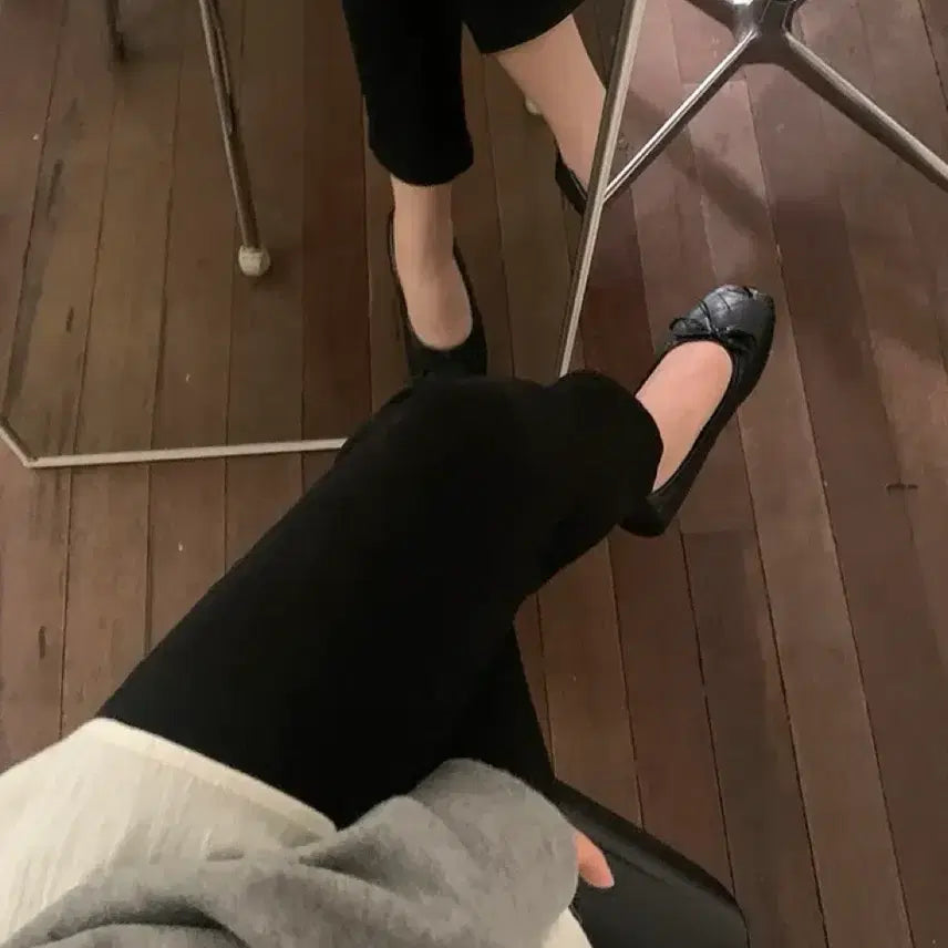 [BUNJANG] Sonyeo Recipe Embossed Quilting Ribbon Flats - Black / 소녀레시피 엠보 퀼팅 배색 리본 플랫슈즈/단화/블랙 230