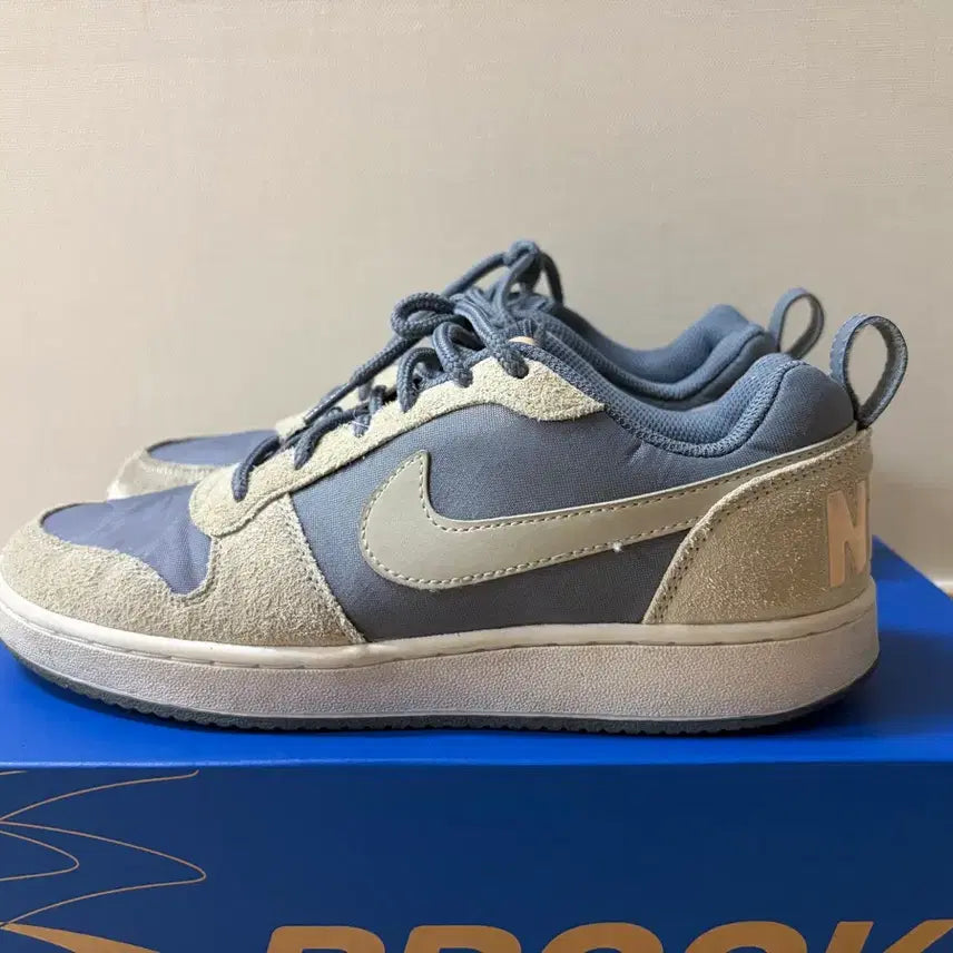 [BUNJANG] Nike Athletic Shoes Size 245 / 나이키 운동화 245
