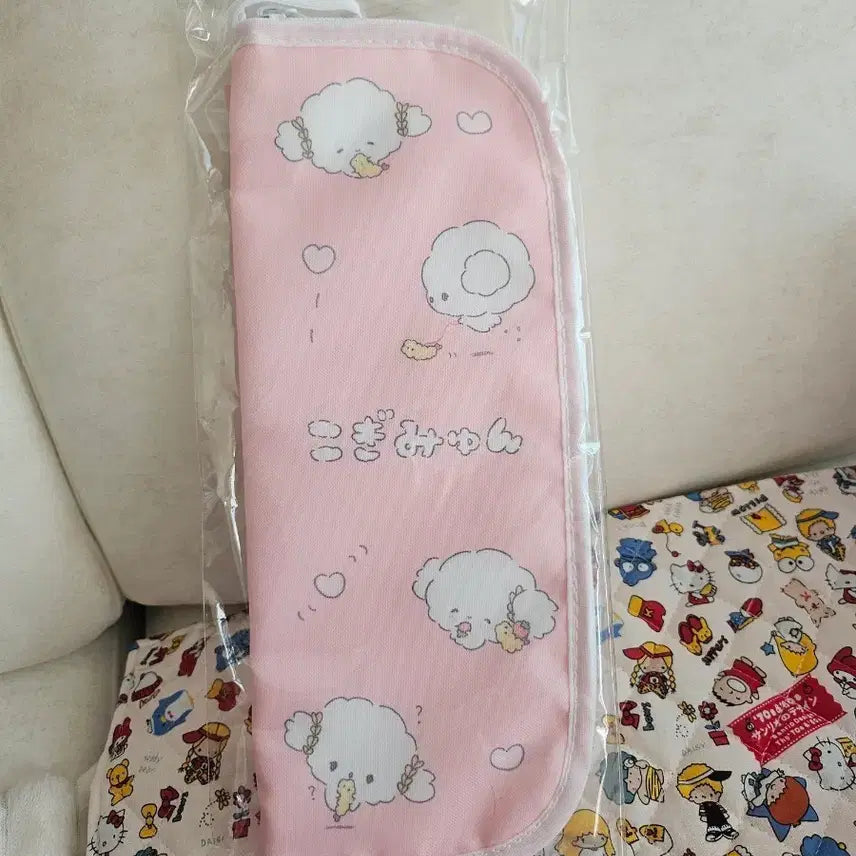 [BUNJANG] Sanrio Corgi-Myung Hair Iron Pouch Pink / 산리오 일본정품 코기뮹 캐릭터 핑크색 고데기 파우치 다용도 파우치