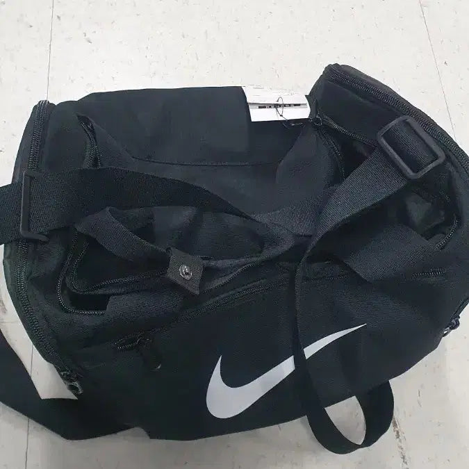 [BUNJANG] Nike Brasilia Duffle Bag / 나이키 브라질리아 더플백 크로스백 가방 새거