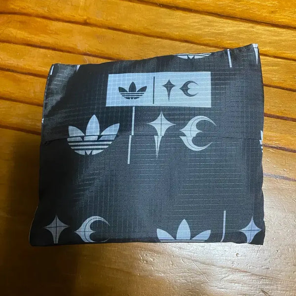 [BUNJANG] Adidas x Thug Club Collaboration Shoulder Bag / 아디다스X떠그클럽 콜라보 숄더백