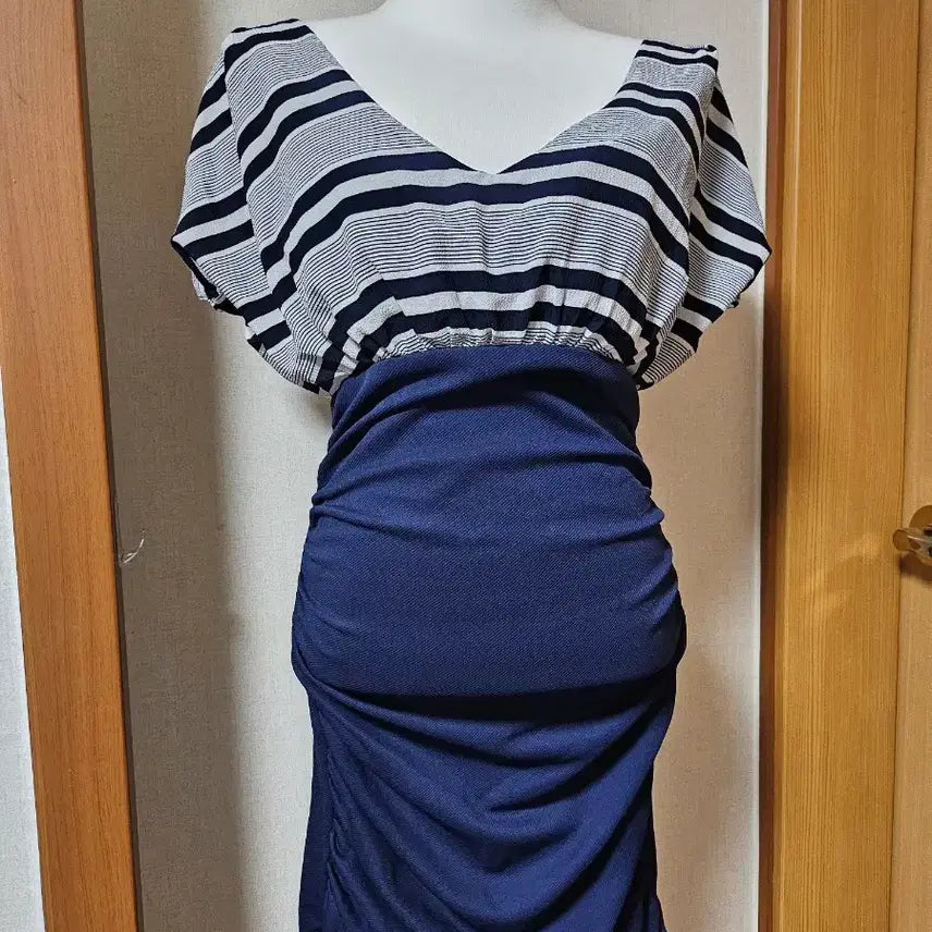 [BUNJANG] Vera.C Mini Dress Size M (66) / 미니원피스(배송포함)