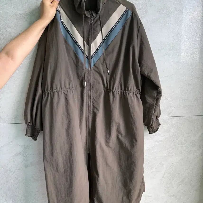 [BUNJANG] Color-Block Long Windbreaker Jumper Coat / 배색 롱 바람막이 점퍼 코트
