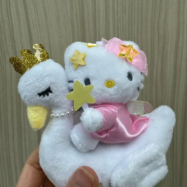 [BUNJANG] Sanrio Hello Kitty Swan Plush Keyring / 일본정품 산리오 헬로키티 백조 인형 키링 새상품