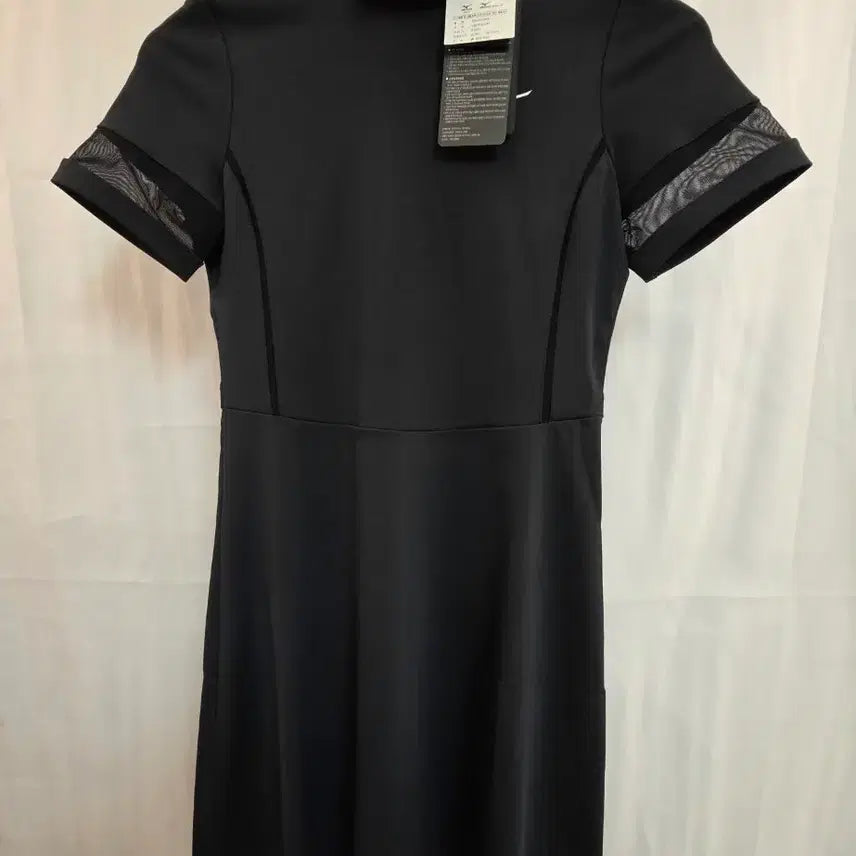 [BUNJANG] Mizuno Golf Women's Short Sleeve Dress Black / 미즈노 골프 여성 반팔 원피스 S 블랙 새상품