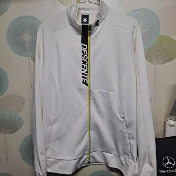 [BUNJANG] Descente Intense Training Zip-up Jacket / 데상트 인텐스 트레이닝 집업