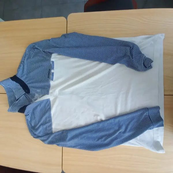 [BUNJANG] Bogner Striped Long-Sleeve Polo Shirt (Size 100) / 보그너 (BOGNER) 스트라이프 긴팔 카라 티셔츠 (사이즈 100)