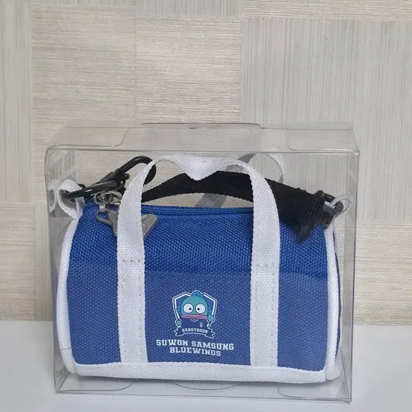 [BUNJANG] Sanrio x K League Suwon Samsung Mini Duffle Bag Keychain / 산리오x케이리그 수원삼성 미니 더플백 키링