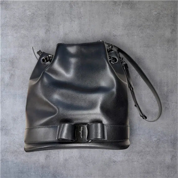 [BUNJANG] Ferragamo Bucket Bag / 최상급 정품 페라가모 버킷백 1,200,000원 -> 69만원