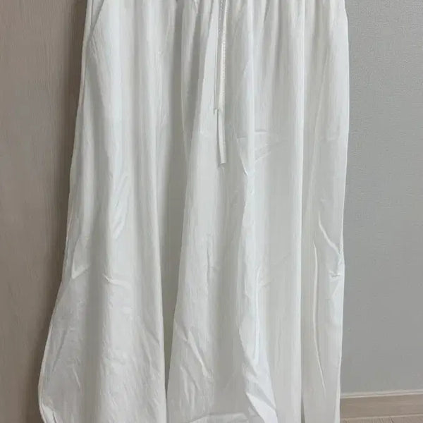 [BUNJANG] White Balloon Fit Banding Long Skirt / (새상품)화이트 벌룬핏 밴딩 스커트