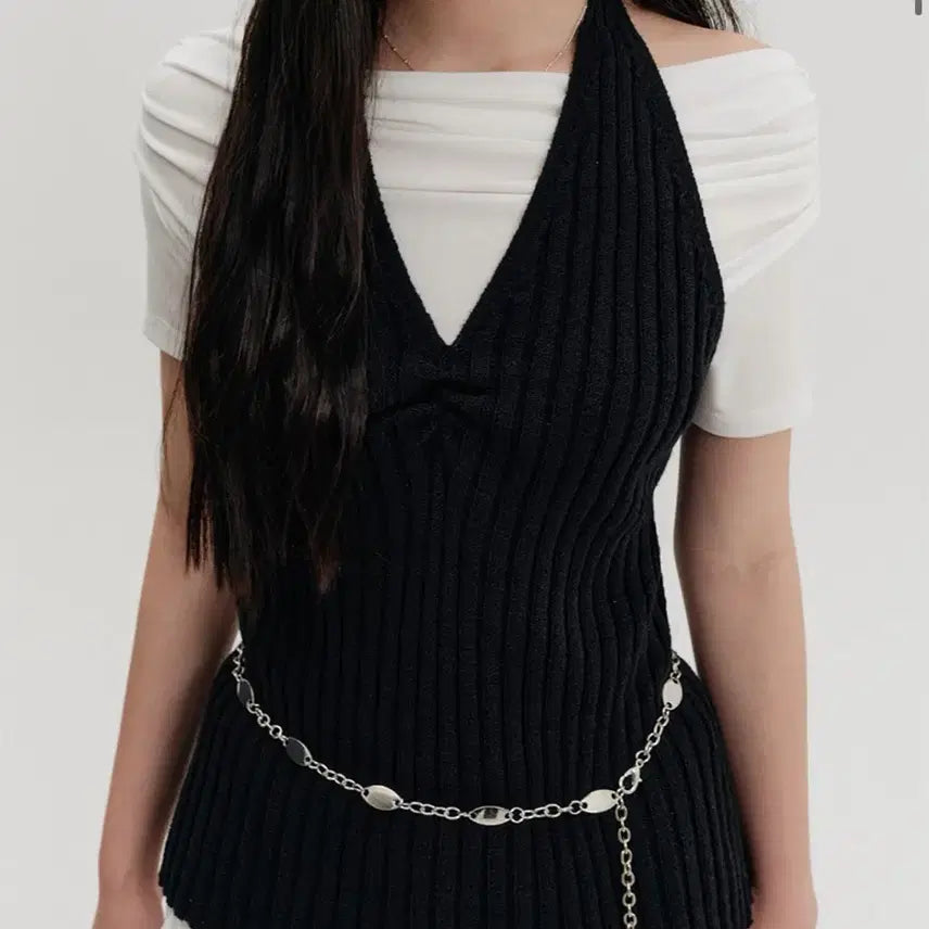 [BUNJANG] Lookcast Halterneck Knit Black / 룩캐스트 홀터넥 니트 블랙