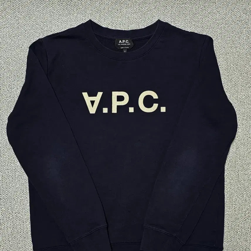 [BUNJANG] A.P.C. Navy Sweatshirt - Size S / [S 사이즈] 정품 아페쎄 A.P.C 네이비 맨투맨 티셔츠