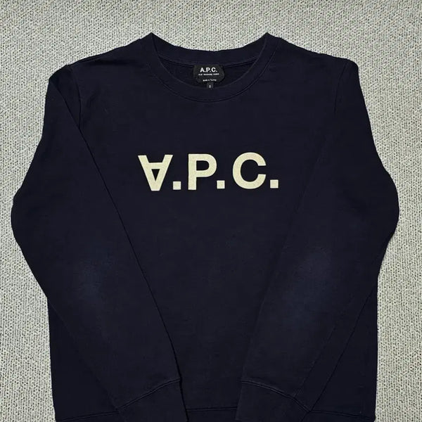 [BUNJANG] A.P.C. Navy Sweatshirt - Size S / [S 사이즈] 정품 아페쎄 A.P.C 네이비 맨투맨 티셔츠