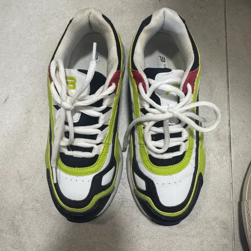 [BUNJANG] Beanpole Sport Sneakers Size 240 / (240) 빈폴 스포츠 운동화