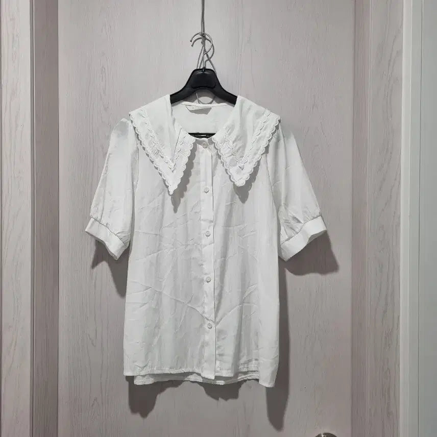 [BUNJANG] Muzak White Blouse / 무자크  화이트 색상의 블라우스