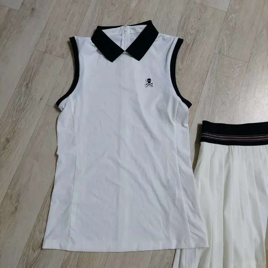 [BUNJANG] Mark &ロナ S Size T-Shirt / 마크앤로나 티셔츠  s사이즈