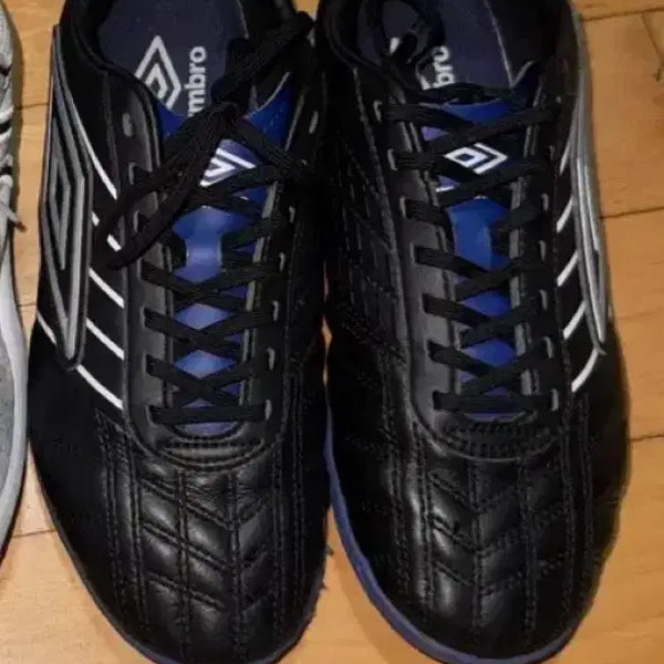 [BUNJANG] Umbro Soccer Cleats / 엄브로 축구화