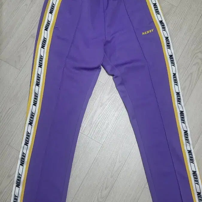 [BUNJANG] NERDY Purple Track Pants - Size M / 널디 NERDY 퍼플 트랙 팬츠 M사이즈