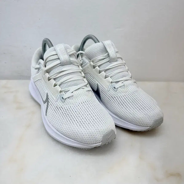 [BUNJANG] Nike Zoom Pegasus 40 Sneakers White Metal / (245)나이키 운동화 줌 페가수스40 화이트메탈